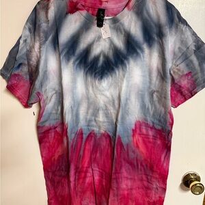 Tie-Dye T-Shirt in Red and Blue
